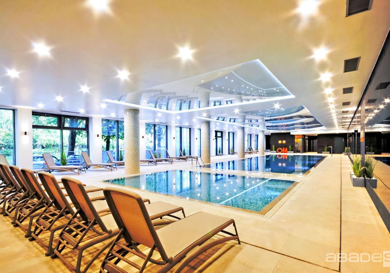 Apartament Z Wellness Nadmorskie Tarasy Kołobrzeg Eksteriør billede