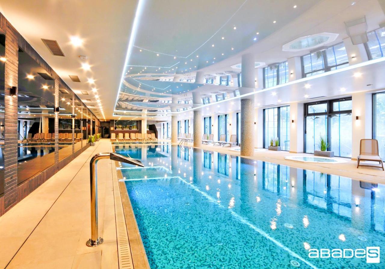 Apartament Z Wellness Nadmorskie Tarasy Kołobrzeg Eksteriør billede