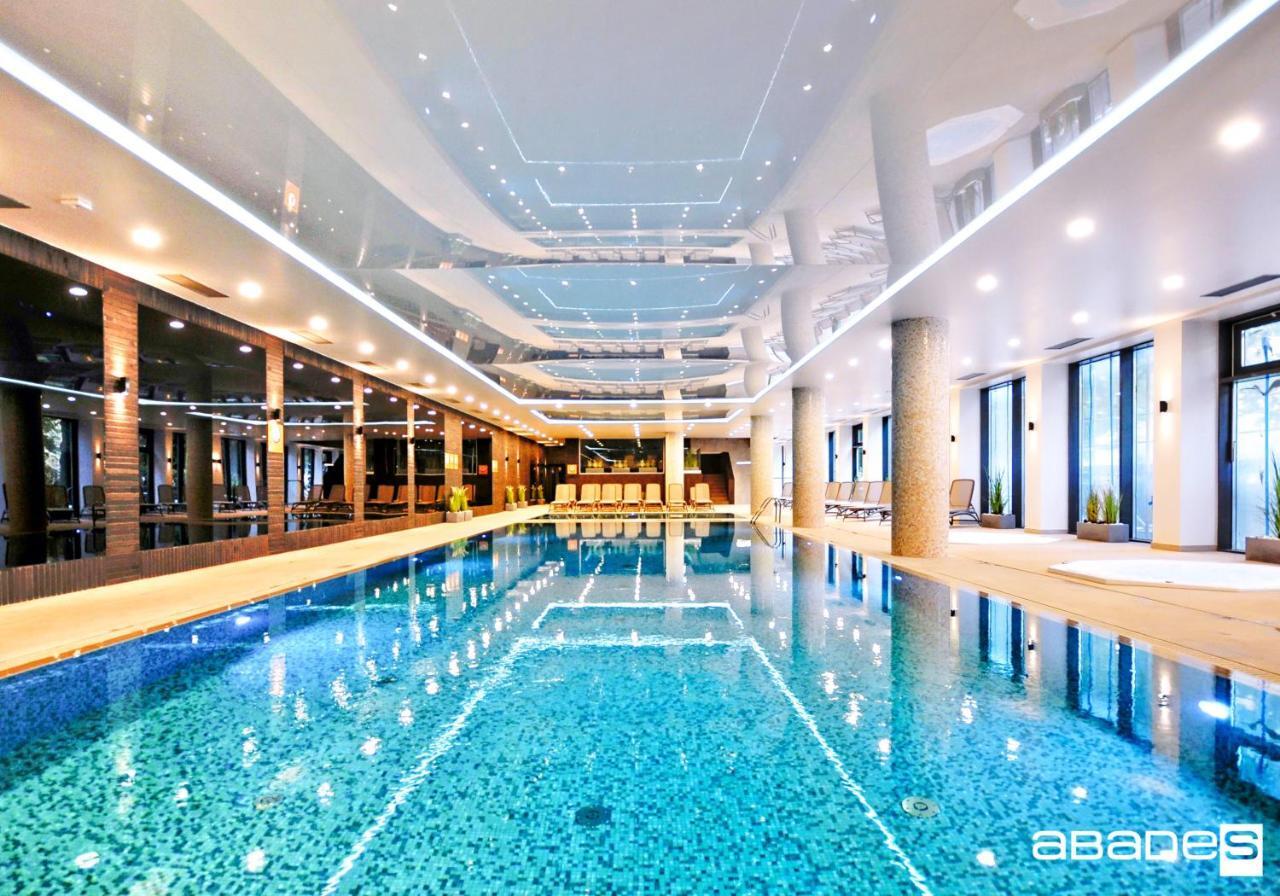 Apartament Z Wellness Nadmorskie Tarasy Kołobrzeg Eksteriør billede